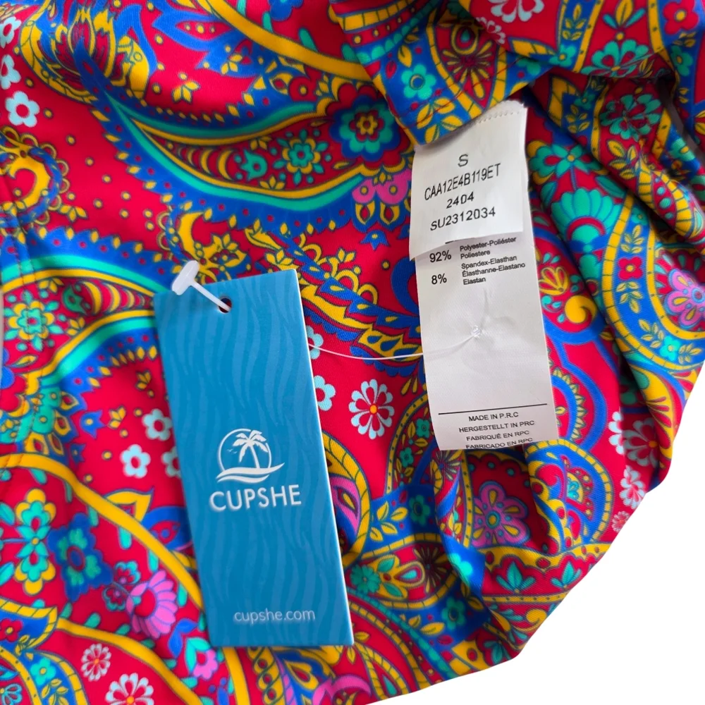 CUPSHE One-Piece Swimsuit Paisley Scoop Neck O-Ring Strappy Back Red Size Small - Picture 7 of 9